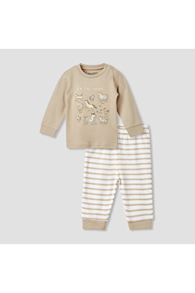 Juniors Printed T-shirt and Pyjama Set