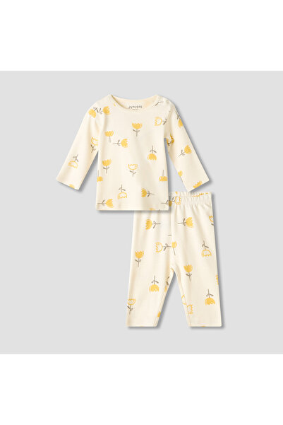 Juniors Floral Print T-shirt and Pyjama Set