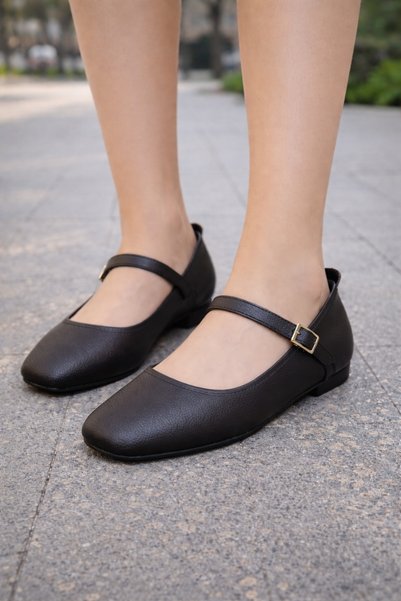 FootFrenzy Women's Mary Jane Ballet Flats - Square Toe Buckle Leather Shoes