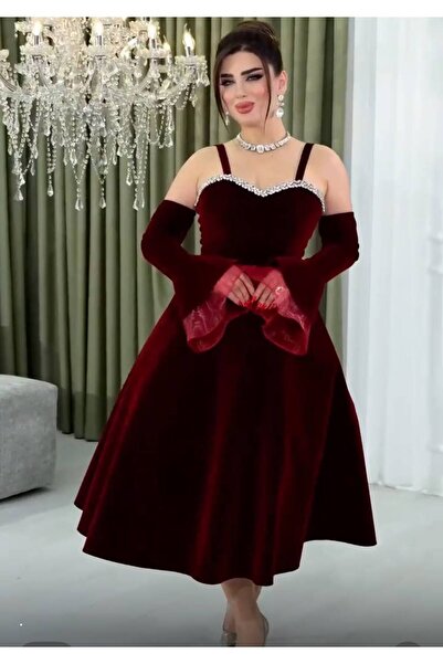 FFAV • 🌸 “فستان يحكي عن ذوق رفيع وجمال استثنائي.وصل الأنيق الخامه/ جوخ دبل كلوش