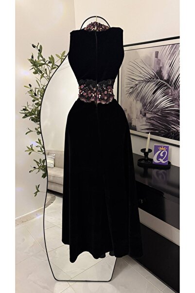 Kendallksa فستان "ليلة المخمل"