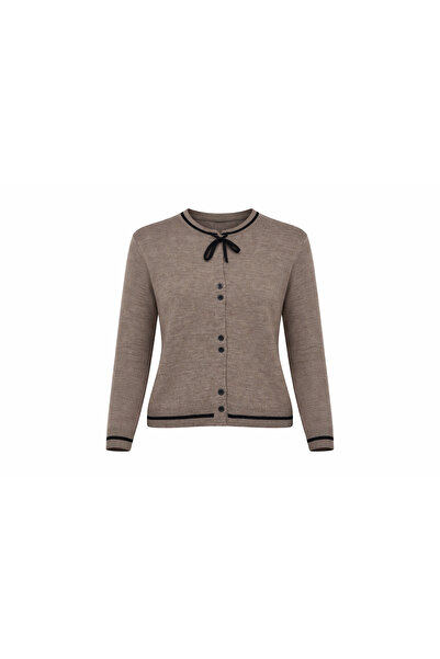 EnModaStyle Necklace-Style 8 Button Women's Knitwear Cardigan