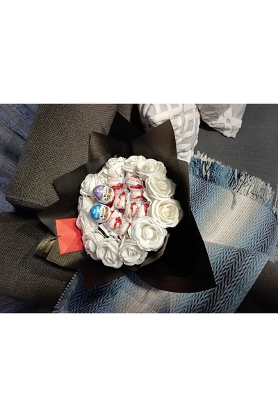 Acr Raffaello ve Sürpriz Yumurtalı Çiçek Buketi