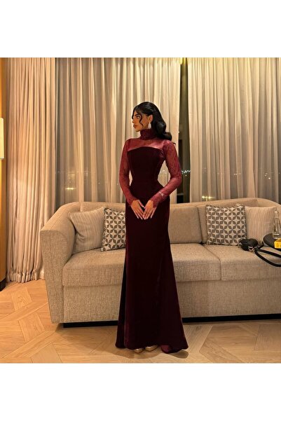 Kendallksa Lillian's velvet evening dress