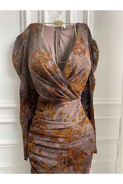 LUMY Victorian evening dress 🥀