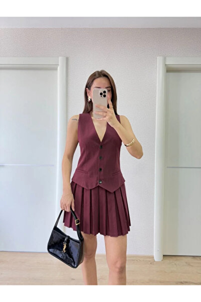 BLACK MODBLACK Vest Set Mini Dress with Chain Set Look Button Detail - Bordo