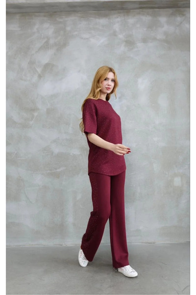 BLACK MODBLACK Osy Modal Soft Textured Fabric Circular Neckline Stone Detail Short Sleeve Suit - Burgundy