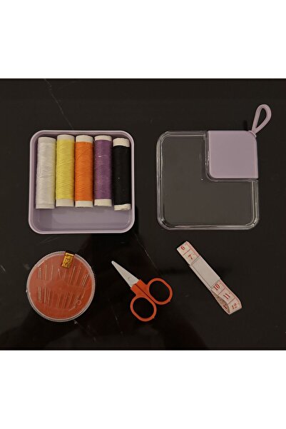 Yumuşakkeçe Askılı Mini Dikiş Seti – Plastik Kutulu İğne, İplik, Makas ve Ölçü Bandı Kiti