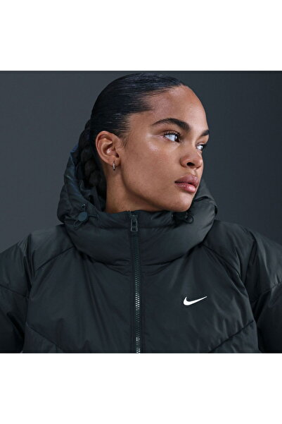 nike ladies coats and jackets