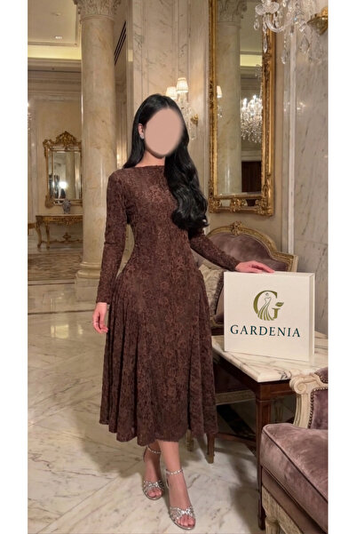 Gardenia Fashion فستان أنيق متوسط الطول من الدانتيل