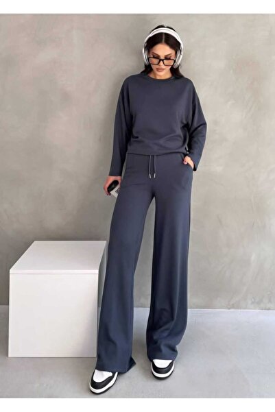 Butik Modal Basi̇c Bi̇si̇klet Yakali Takim