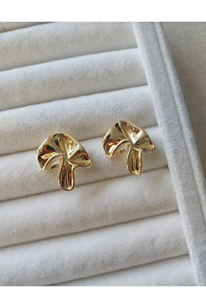 8atelier أقراط ذهبية