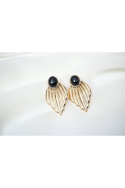 ATELİER TUĞBA أقراط ذهبية على شكل ورقة شجر مرصعة بالأحجار الكريمة BKP077