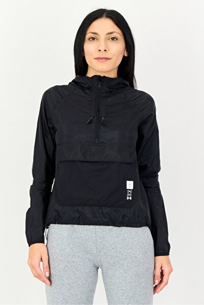 Under Armour Women Loose Fit Long Sleeve Running Jacket, Black