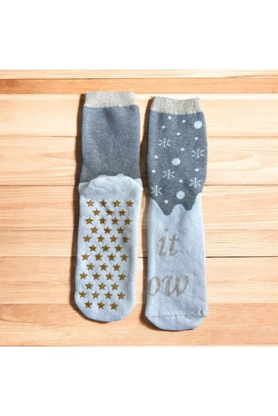 Happy Body 2-Piece Special Boxed Women's Christmas Socks – Full Towel, Non-Slip Sole, Stitch-Free Toes