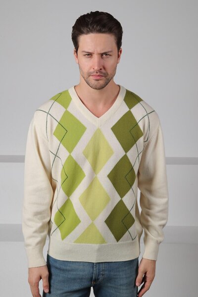 Ferraro Ecru/Green V-Neck Multi-Tone Argyle Patterned 100% Lamb Wool Men's Knitwear Sweater