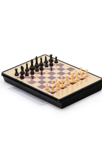 Fitness World World Chess Set with Foldable Magnetic Design