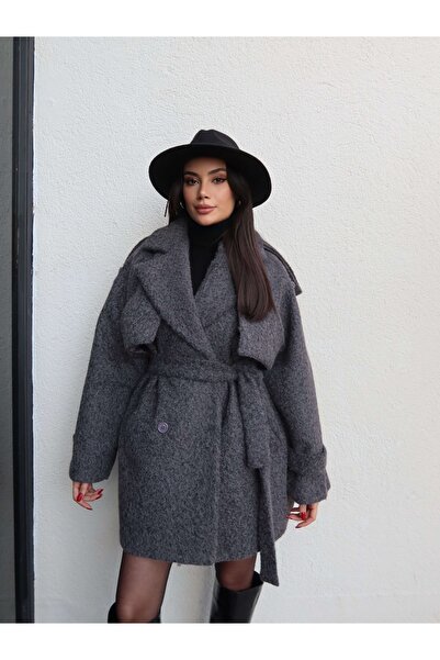 ESRAHELVACI Knitted Tied Coat