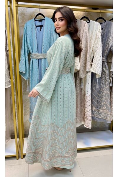 ONE WAY FASHION A 3-piece abaya set: inner dress and belt