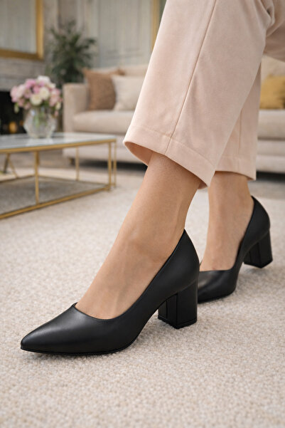 Firibu Women's Black Matte Stiletto Pointed Toe Gold Accessory Detailed 5 cm ...