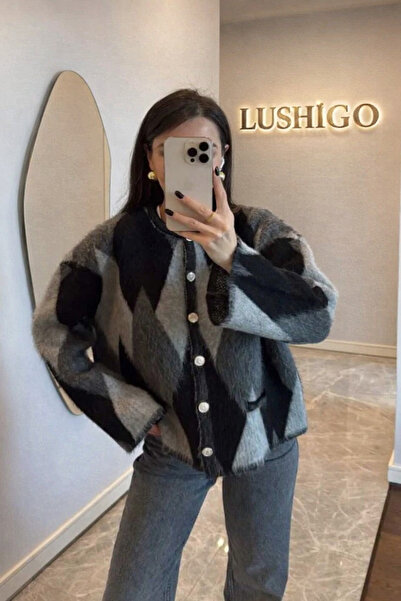 LUSHİGO Women's Square Patterned Bearded Stylish Buttoned Soft Knitwear Lussi Cardigan
