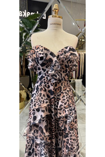 Hanımefendi Giyim Ruffle Detail Leopard Pattern Slit Strapless Long Evening D...