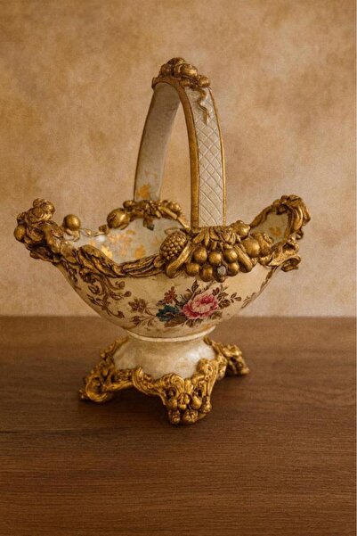 Oss elhetraf تحفة ديكور خزفية بشكل سلة – نقوش ذهبية وتصميم كلاسيكي فاخر