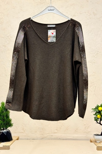 sahnemoda Plain sleeveless angora blouse with stones