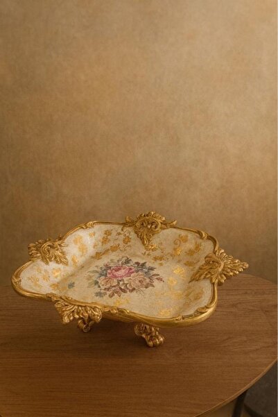 Oss elhetraf صينية ديكور فاخرة – نقوش ذهبية وتصميم كلاسيكي راقٍ