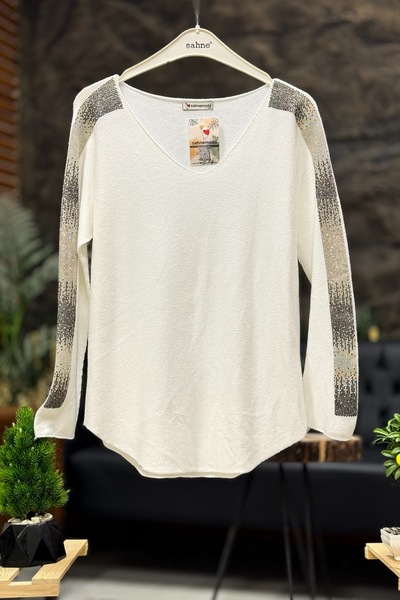 sahnemoda Plain sleeveless angora blouse with stones