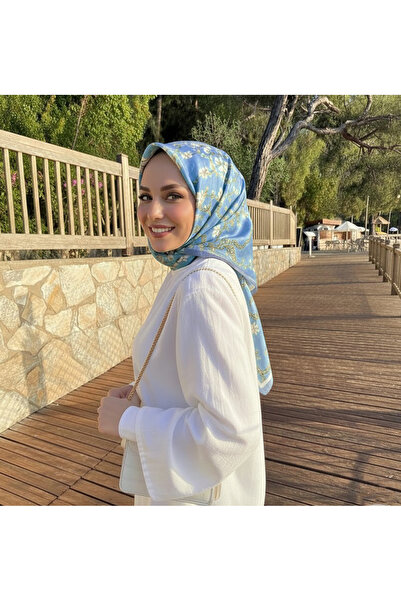 Püsküldükkan Sakura Çiçek Baskılı Twill Eşarp