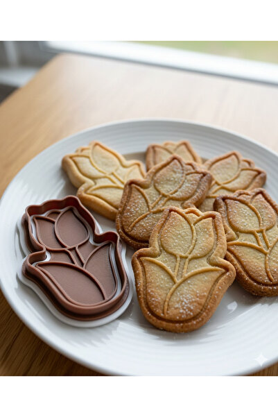 Filkorium3D Tulip Cookie Mold and Cutter - Plastic - 5.4 cm