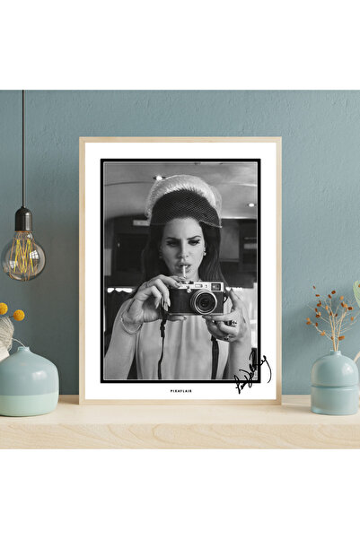 Pixaflair - Lana Del Rey - Romance - Tablo - Çereçevesiz Poster