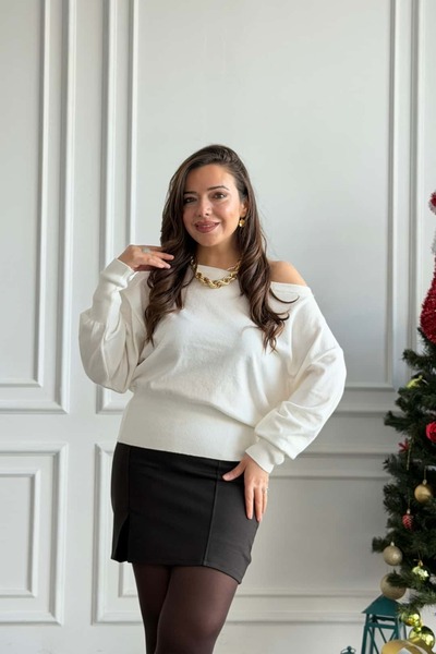 Yağmur Butik Tricotaj cu gât barca