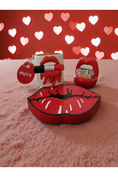 Renklerin Atölyesi Dudaklı sunum takımı