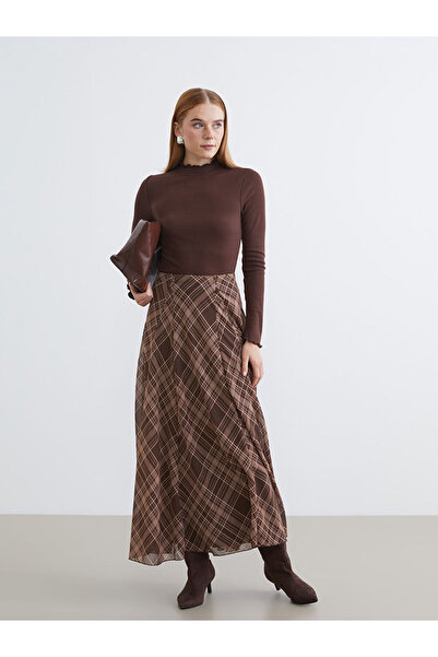 LC Waikiki Fırfırlı Dik Yaka Kadın Body