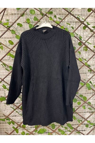 Yeka siyah asimetrik çizgili oversize triko kazak