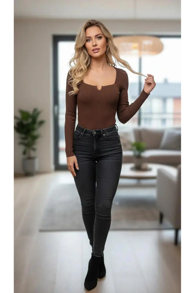 Sierra otantik Kare Yaka Çentik Detaylı Triko Üst