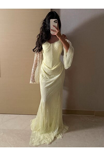 salsa-dresses Soft lace dress for Leomony