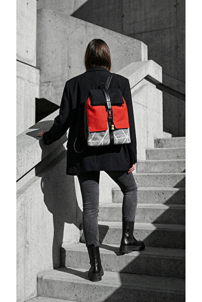 Ayşe Teyze'nin Çantaları Women's Black and Red Patterned Backpack - Adjustabl...