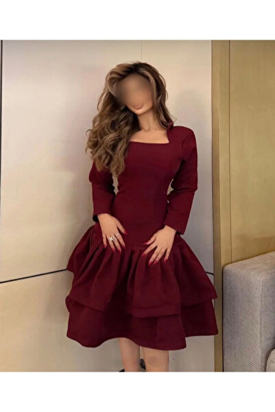 Razan Fashion An elegant dress in a luxurious burgundy color ✨ A design that highlights femininity and gives you a sophisticated look for every occasion 🤍