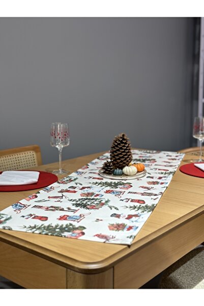 DÜŞLER EV TEKSTİLİ Black Christmas Patterned Runner