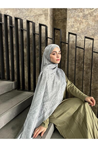 Zerlinda Diella Premium Ethnic Pattern Shawl