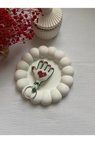 Handmade KUM BONCUK EL İŞİ BEYAZ KIRMIZILI EL ANAHTARLIK