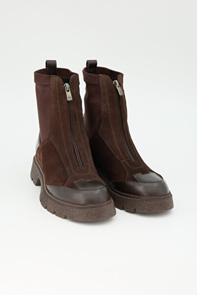 Jande حذاء نسائي من جلد الغزال البني بتفاصيل أمامية بسحاب ونعل سميك – جلد طبيعي