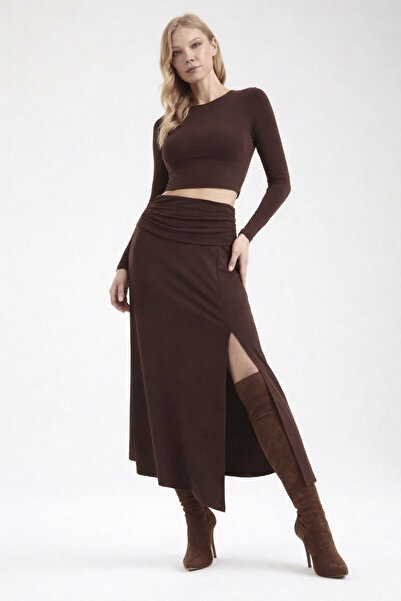 By Yaren Yazıcı Fusta de damă maro cu detaliu drapat cu șnur în talie, linie ...