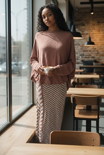 SHAHD FASHOIN KADIN PUDRA DESENLİ RAHAT KALIP TRİKO ETEK TAKIMI