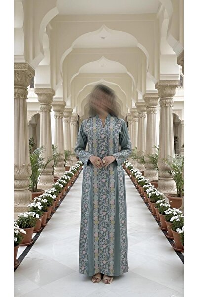 ISHRAQAT AL-AMAL Elegant, fully embroidered cotton jalabiya with long, embroidered sleeves, perfect for special occasions.