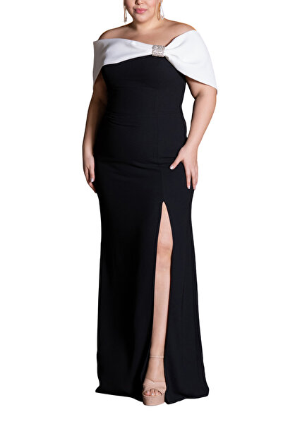 Arden Plus Size Long Evening Dress, Boat Neck Rhinestone Brooch, Slit Dress Fish Form Chic Wedding Party Dress 46-52
