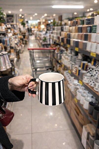 Tekbir كوب أنيق من البورسلين بنمط خطوط الحمار الوحشي باللونين الأسود والأبيض